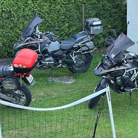Apartmány MK Nové Hrady Kültér fotó